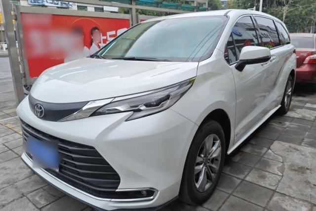 Used Toyota SIENNA 2024 2.5L Hybrid Comfort Edition