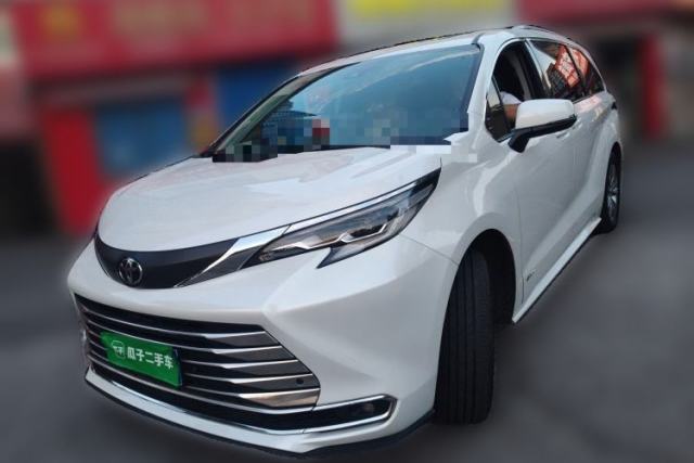 Toyota SIENNA 2024 2.5L Hybrid Comfort Edition usado