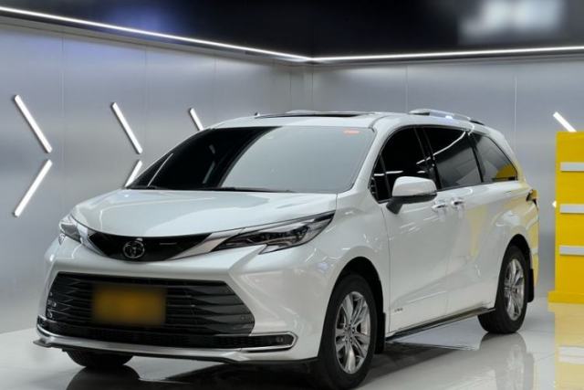 Used Toyota SIENNA 2024 2.5L Hybrid Four-Wheel Drive Prestige Edition