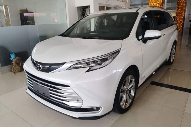 Used Toyota SIENNA 2024 2.5L Hybrid Platinum Edition Guazi used car, China used car export, Used car for sale, Used  cars, Cheapest cars for sale