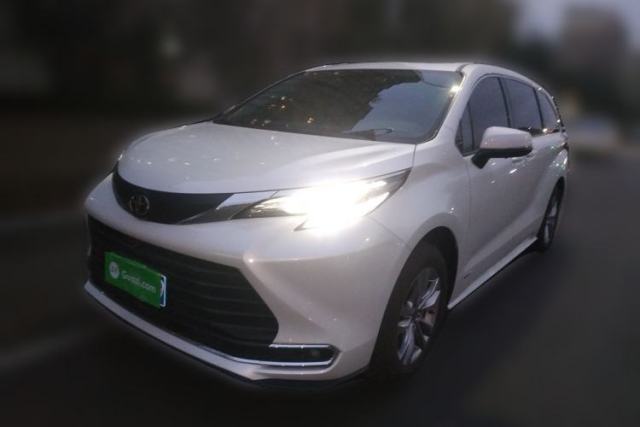 Used Toyota SIENNA 2024 2.5L Hybrid Comfort Edition