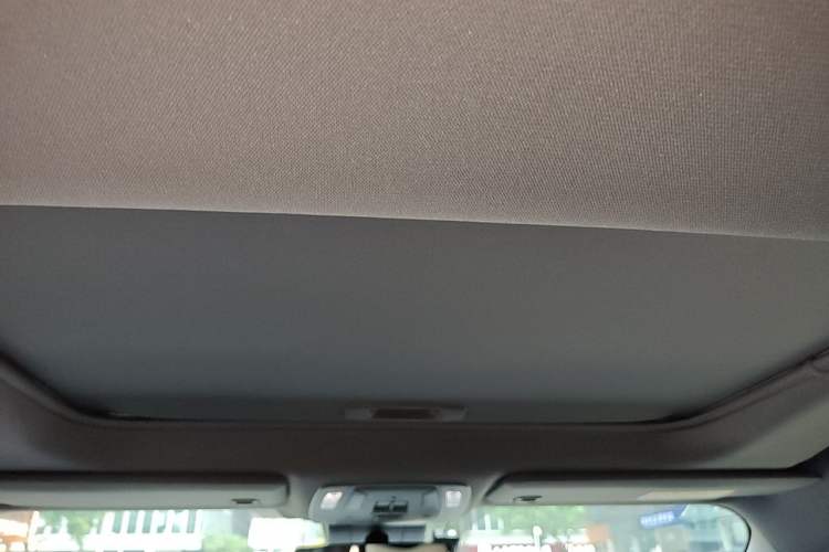 Used Toyota SIENNA 2024 2.5L Hybrid Four-Wheel Drive Prestige Edition Headliner
