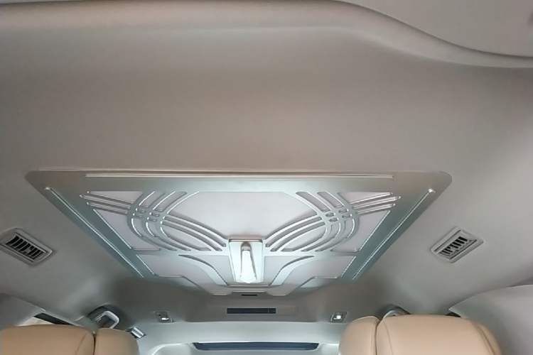 Used Toyota SIENNA 2024 2.5L Hybrid Comfort Edition Headliner