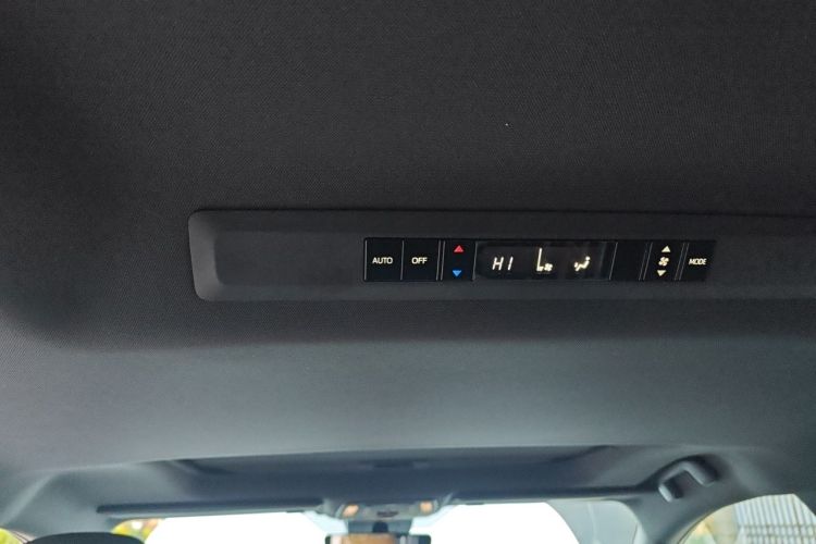 Used Toyota SIENNA 2024 2.5L Hybrid Four-Wheel Drive Luxury Edition Headliner
