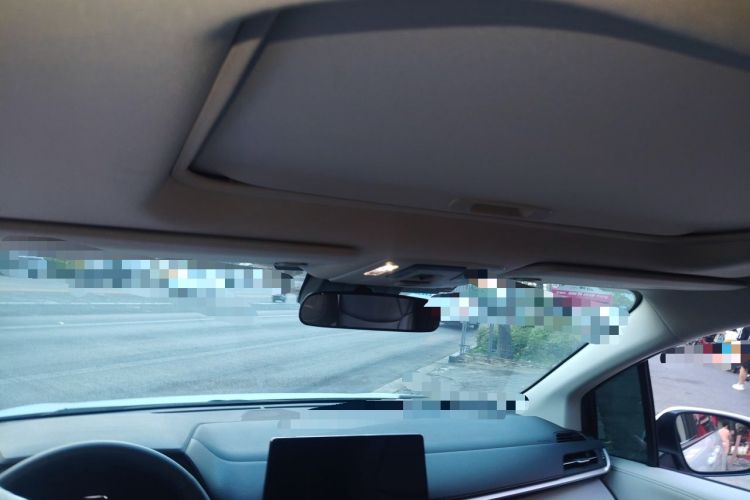 Used Toyota SIENNA 2024 2.5L Hybrid Comfort Edition Headliner