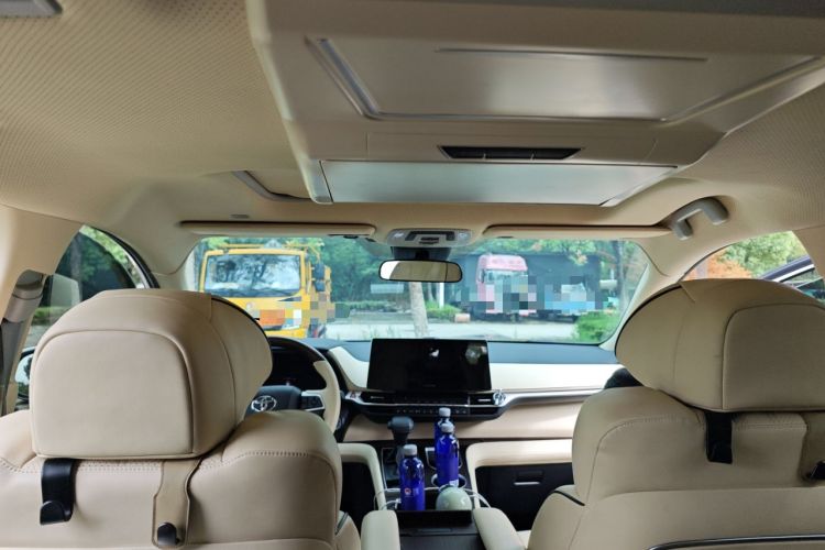 Used Toyota SIENNA 2024 2.5L Hybrid Comfort Edition Headliner