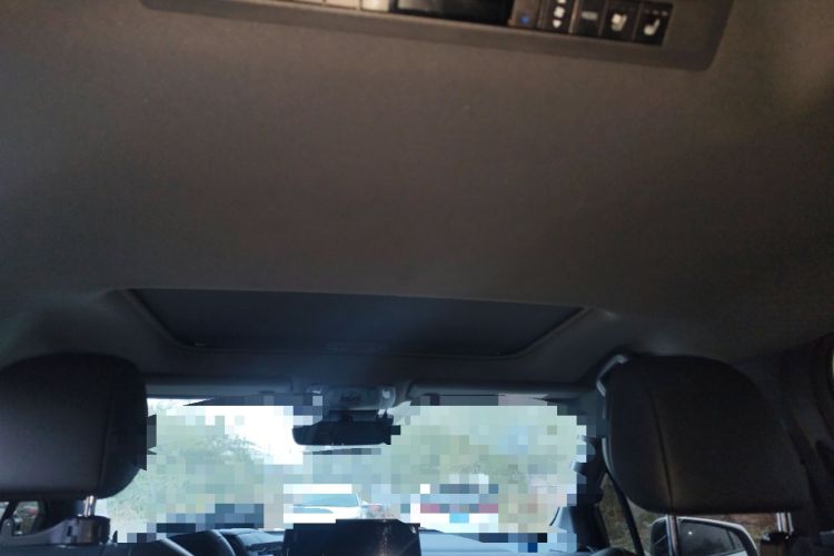 Used Toyota SIENNA 2024 2.5L Hybrid Four-Wheel Drive Prestige Edition Headliner