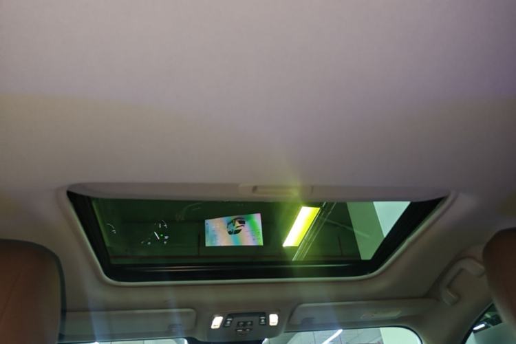 Used Toyota SIENNA 2024 2.5L Hybrid Comfort Edition Headliner
