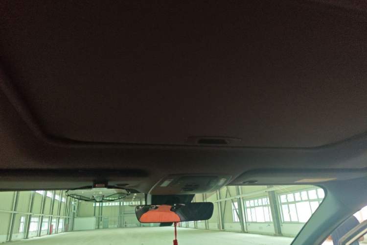 Used Toyota SIENNA 2024 2.5L Hybrid Four-Wheel Drive Prestige Edition Headliner