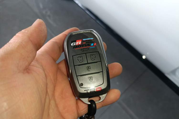 Used Toyota SIENNA 2024 2.5L Hybrid Four-Wheel Drive Prestige Edition Interior 1
