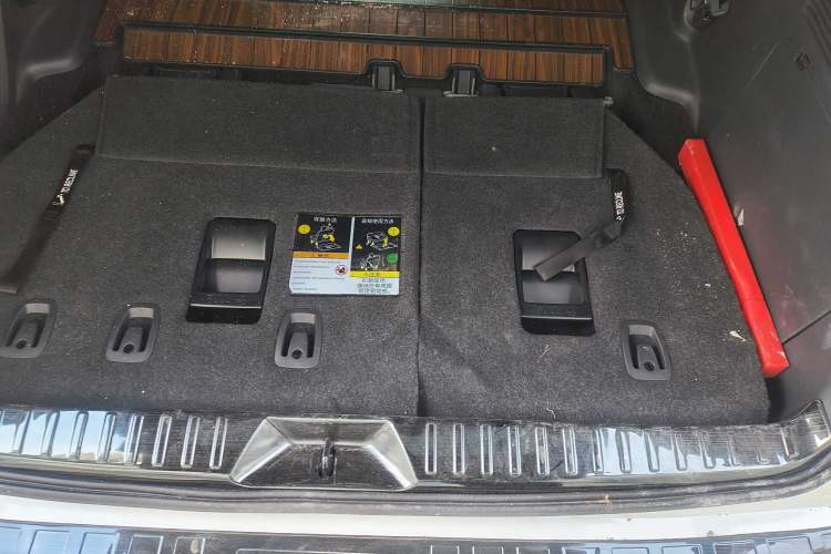 Used Toyota SIENNA 2024 2.5L Hybrid Four-Wheel Drive Prestige Edition Interior 6