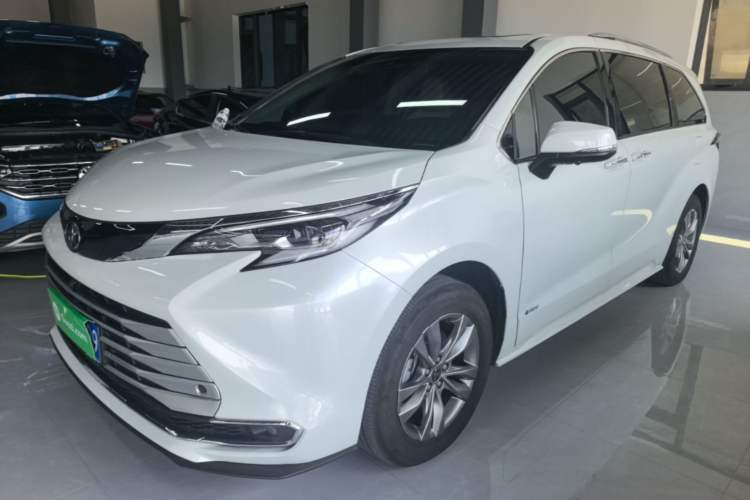 Used Toyota SIENNA 2024 2.5L Hybrid Comfort Edition Guazi used car, China used car export, Used car for sale, Used Toyota cars, Cheapest cars for sale