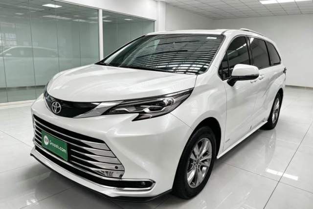Used Toyota SIENNA 2024 2.5L Hybrid Comfort Edition
