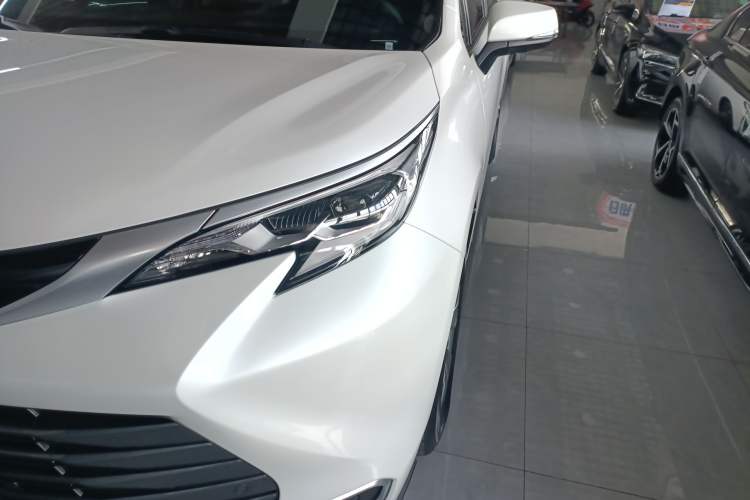 Used Toyota SIENNA 2024 2.5L Hybrid Four-Wheel Drive Prestige Edition Left Front Headlight