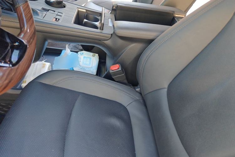 Used Toyota SIENNA 2024 2.5L Hybrid Four-Wheel Drive Prestige Edition Left Front Seat