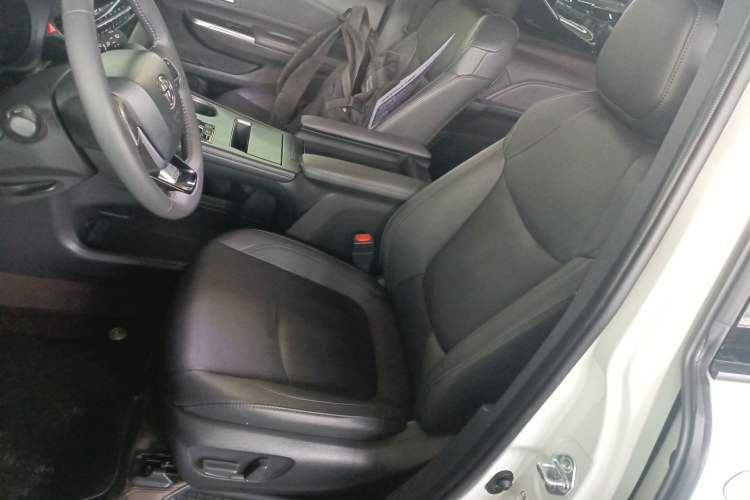 Used Toyota SIENNA 2024 2.5L Hybrid Four-Wheel Drive Prestige Edition Left Front Seat