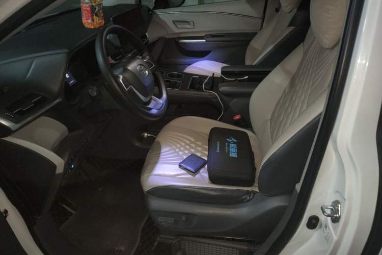Used Toyota SIENNA 2024 2.5L Hybrid Comfort Edition Left Front Seat