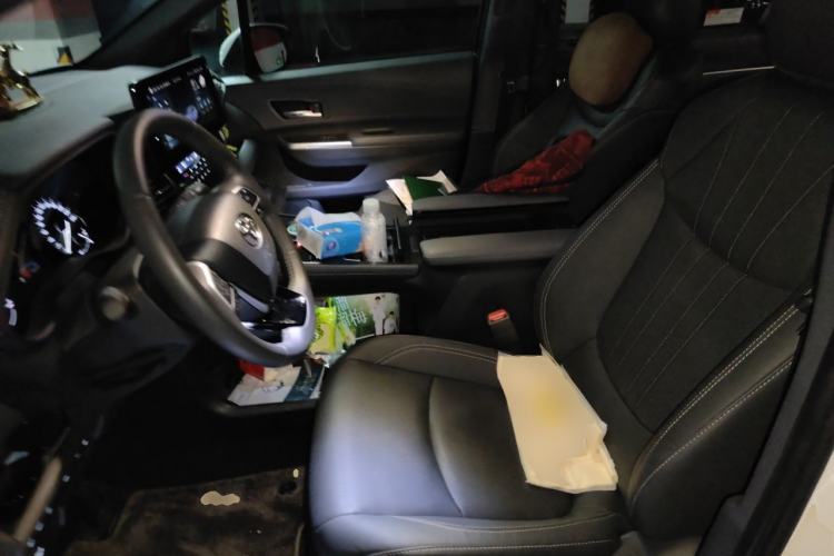 Used Toyota SIENNA 2024 2.5L Hybrid Prestige Deluxe Edition Left Front Seat