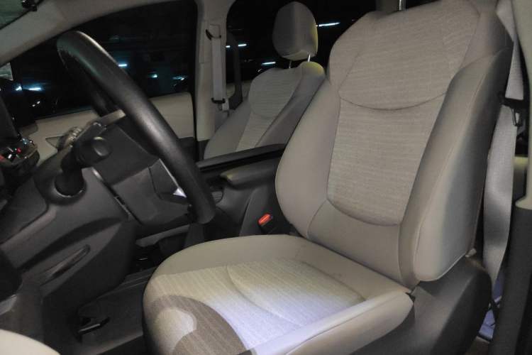 Used Toyota SIENNA 2024 2.5L Hybrid Comfort Edition Left Front Seat