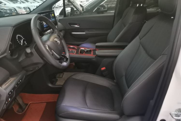 Used Toyota SIENNA 2024 2.5L Hybrid Prestige Deluxe Edition Left Front Seat