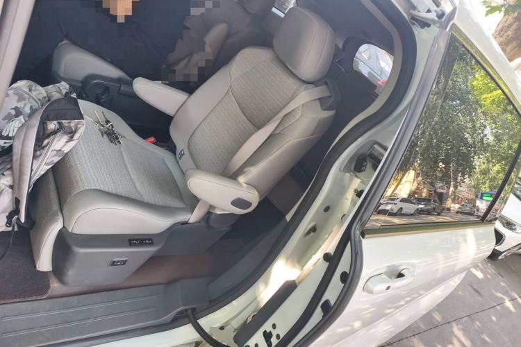 Used Toyota SIENNA 2024 2.5L Hybrid Comfort Edition Left Rear Seat