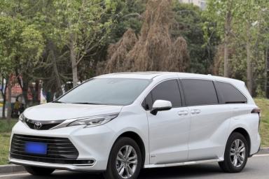 Used Toyota SIENNA 2024 2.5L Hybrid Comfort Edition