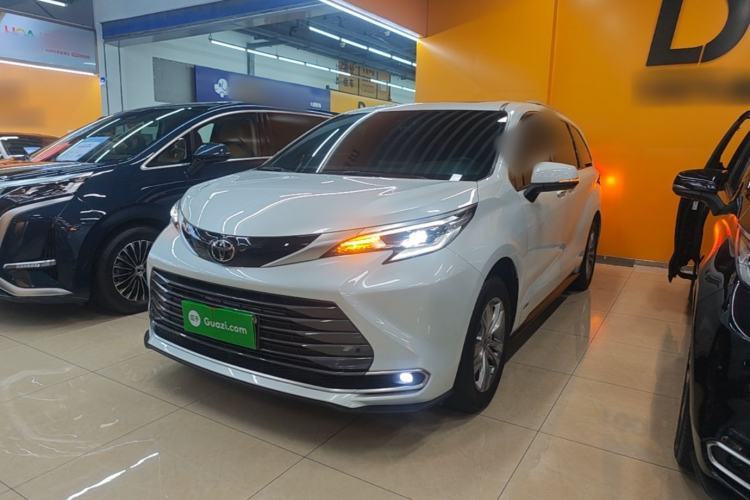 Used Toyota SIENNA 2024 2.5L Hybrid Luxury Edition Guazi used car, China used car export, Used car for sale, Used cars, Cheapest cars for sale