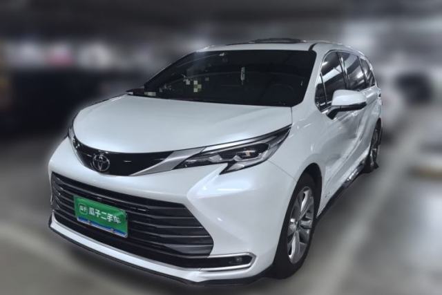 Used Toyota SIENNA 2024 2.5L Hybrid Luxury Edition