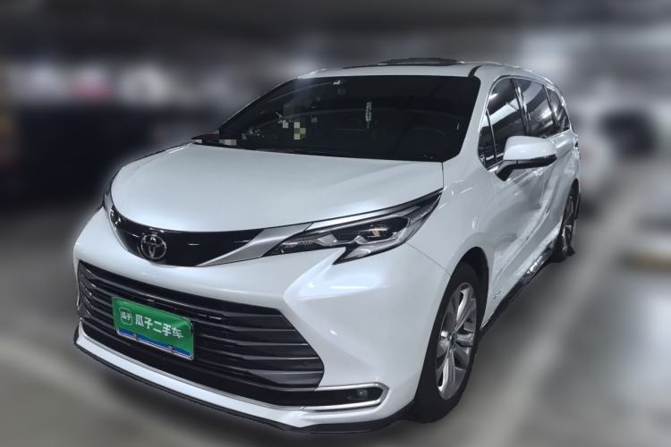 Used Toyota SIENNA 2024 2.5L Hybrid Luxury Edition Guazi used car, China used car export, Used car for sale, Used  cars, Cheapest cars for sale