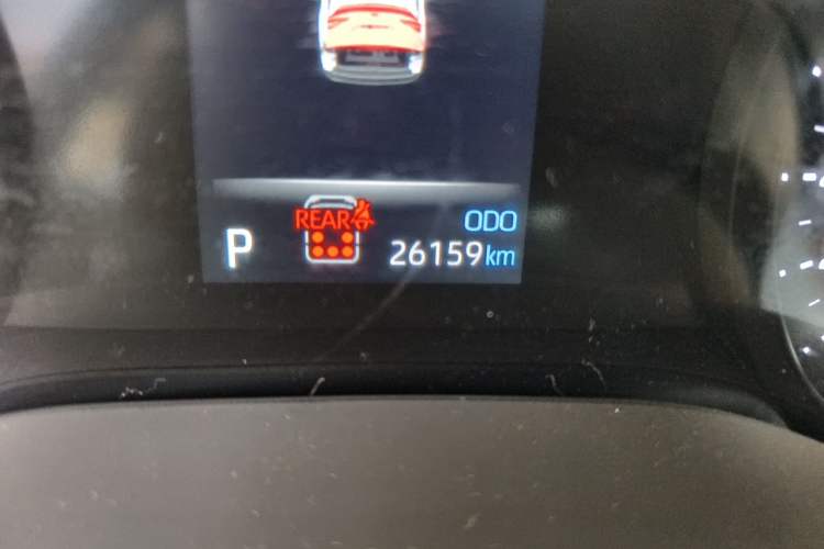Used Toyota SIENNA 2024 2.5L Hybrid Comfort Edition Odometer Close Up