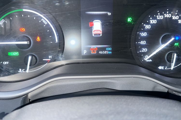 Used Toyota SIENNA 2024 2.5L Hybrid Comfort Edition Odometer Close Up