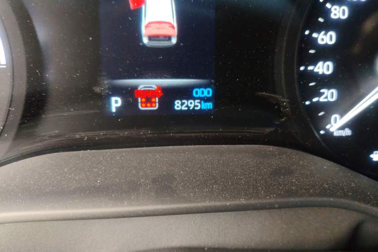 Used Toyota SIENNA 2024 2.5L Hybrid Four-Wheel Drive Prestige Edition Odometer Close Up