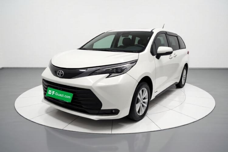 Toyota SIENNA 2024 2.5L Hybrid Four-Wheel Drive Prestige Edition