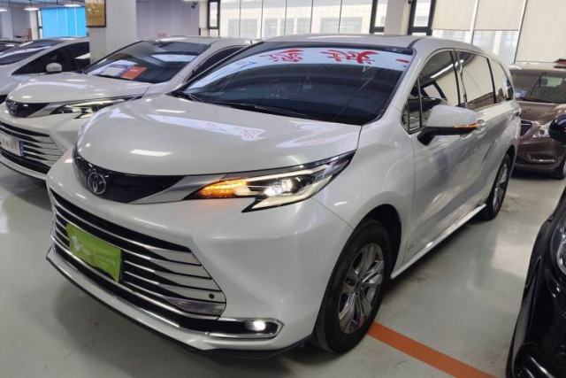 Used Toyota SIENNA 2024 2.5L Hybrid Comfort Edition