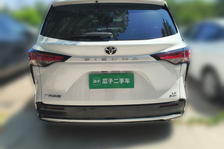 Used Toyota SIENNA 2024 2.5L Hybrid Comfort Edition Rear