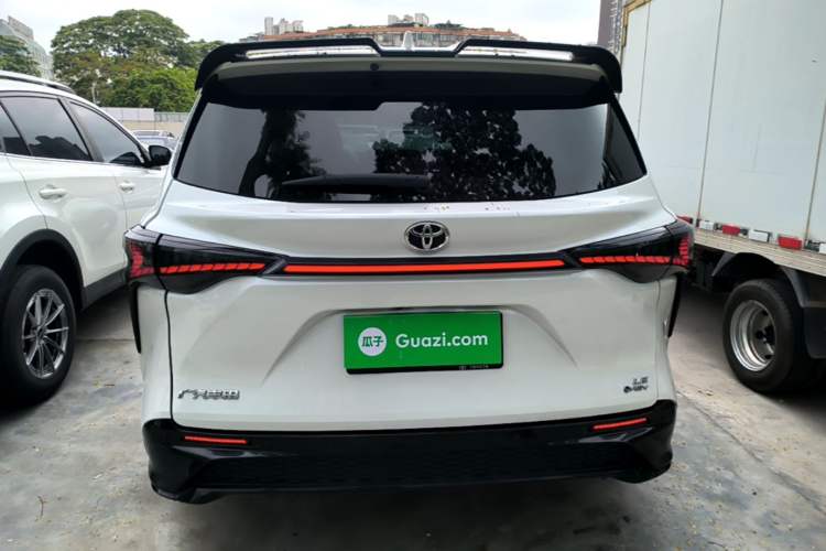 Used Toyota SIENNA 2024 2.5L Hybrid Comfort Edition Rear
