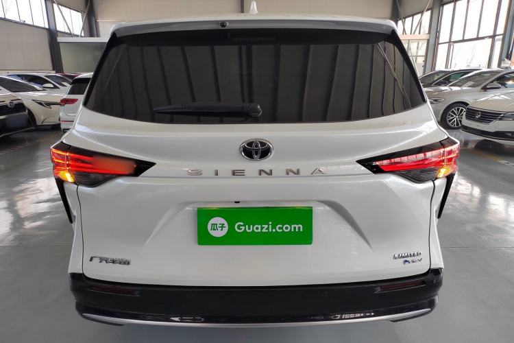 Used Toyota SIENNA 2024 2.5L Hybrid Prestige Deluxe Edition Rear
