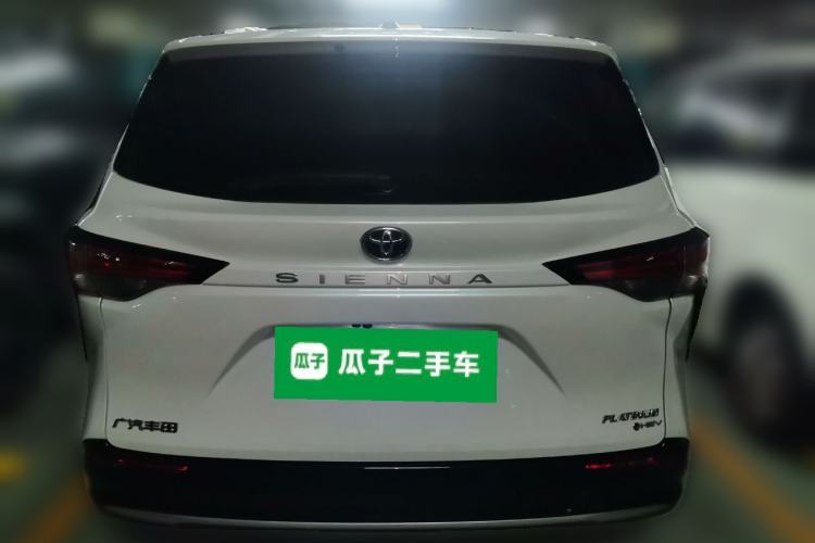 Used Toyota SIENNA 2024 2.5L Hybrid Platinum Edition Rear