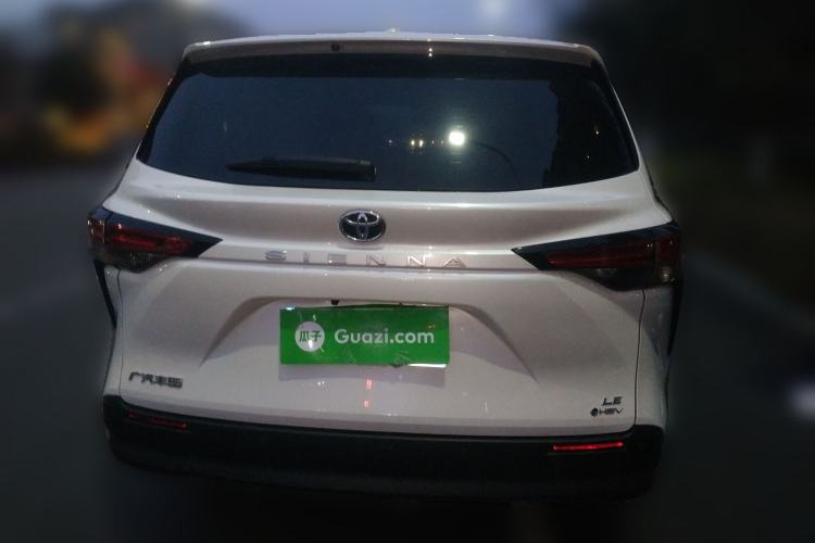 Used Toyota SIENNA 2024 2.5L Hybrid Comfort Edition Rear