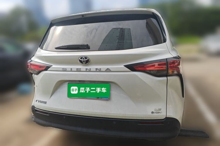 Used Toyota SIENNA 2024 2.5L Hybrid Comfort Edition Rear