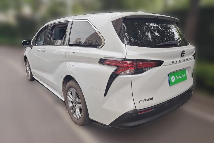 Used Toyota SIENNA 2024 2.5L Hybrid Comfort Edition Rear Left 45 Deg