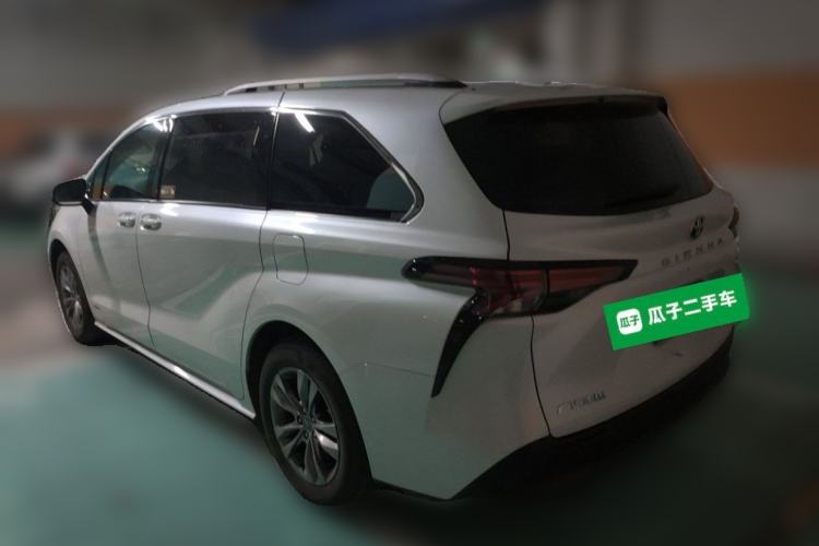 Used Toyota SIENNA 2024 2.5L Hybrid Comfort Edition Rear Left 45 Deg