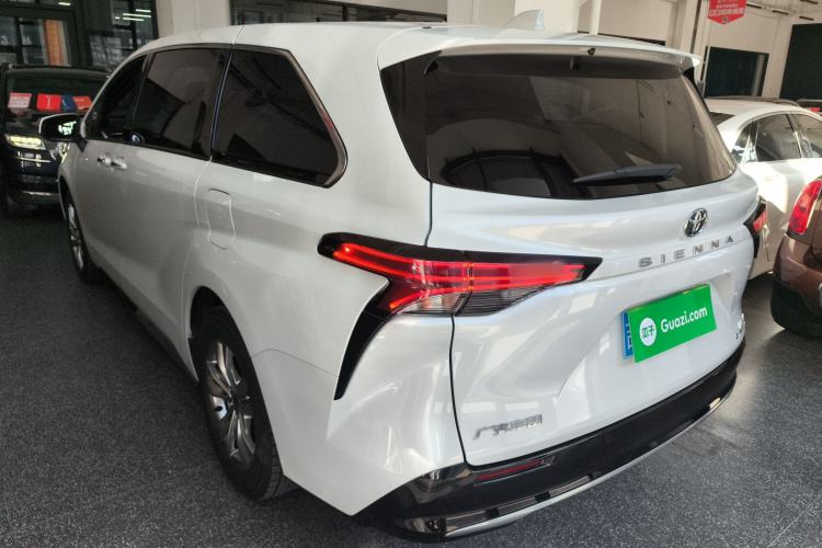 Used Toyota SIENNA 2024 2.5L Hybrid Four-Wheel Drive Prestige Edition Rear Left 45 Deg