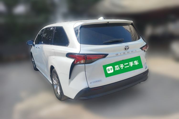 Used Toyota SIENNA 2024 2.5L Hybrid Comfort Edition Rear Left 45 Deg