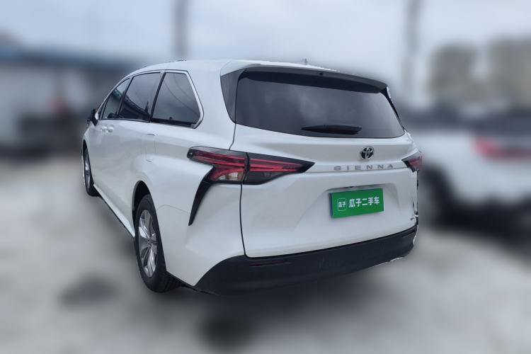 Used Toyota SIENNA 2024 2.5L Hybrid Comfort Edition Rear Left 45 Deg