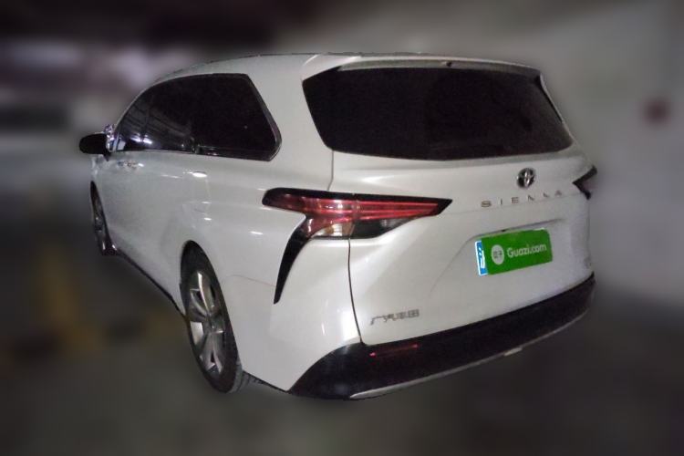 Used Toyota SIENNA 2024 2.5L Hybrid Prestige Deluxe Edition Rear Left 45 Deg