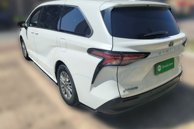 Used Toyota SIENNA 2024 2.5L Hybrid Comfort Edition Rear Left 45 Deg