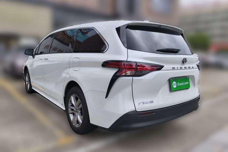 Used Toyota SIENNA 2024 2.5L Hybrid Comfort Edition Rear Left 45 Deg