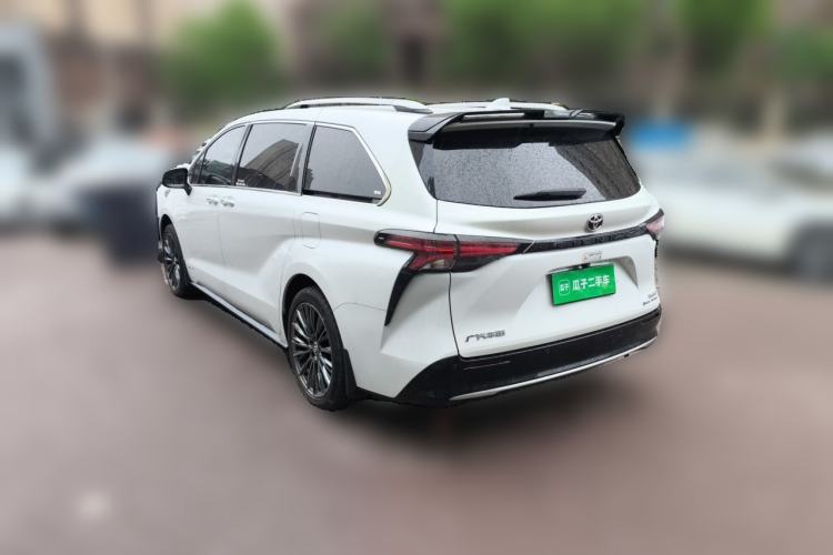 Used Toyota SIENNA 2024 2.5L Hybrid Four-Wheel Drive Prestige Edition Rear Left 45 Deg