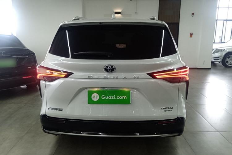 Used Toyota SIENNA 2024 2.5L Hybrid Prestige Deluxe Edition Rear